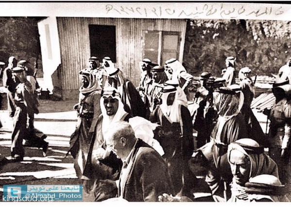 Crown Prince Saud during his visit to Mahd Al-Dahab and Prince  Saud bin Abdulrahman al-Sudairy the Ruler of Mahd Al-Dahab on 20/3/1372