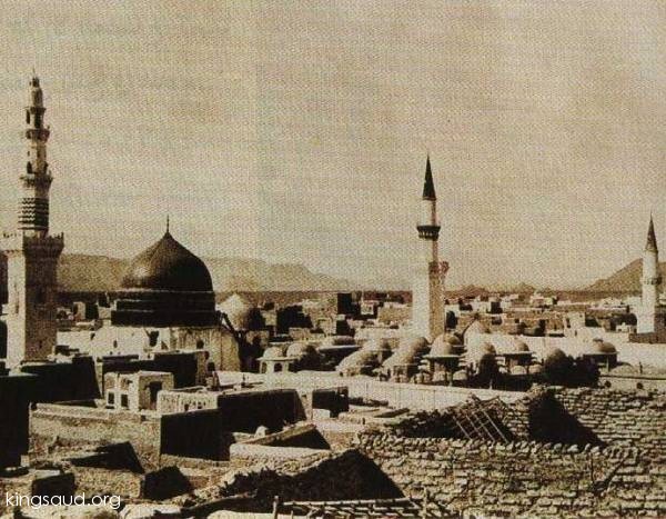 Old picture of the Prophets Mosque
