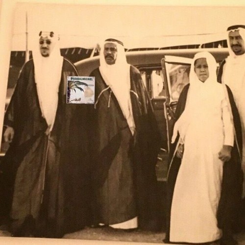 King Saud and Sheikh Fahd Al-Salem Al-Sabah, the son of the former Emir of Kuwait and the princes Mohammed bin Saud al-Kabir and Abdullah bin Saud