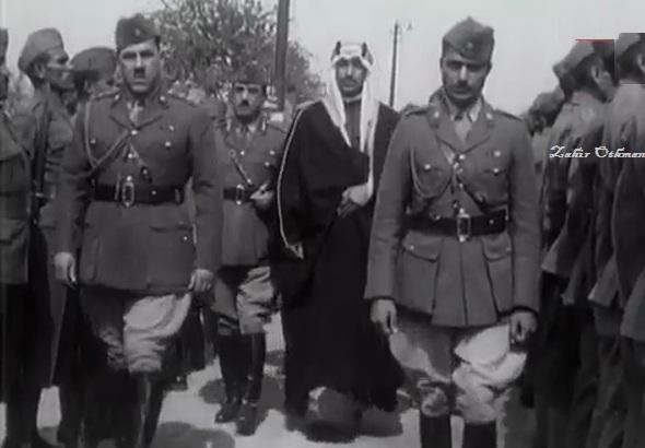 ولي العهد الأمير سعود خلال زيارته إلي بغداد عام 1937م