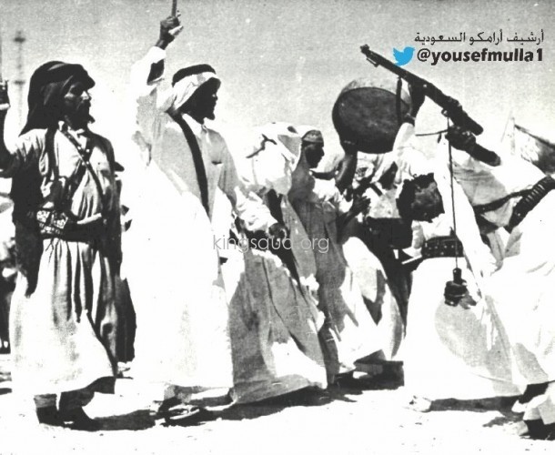 King Saud, may God have mercy on him, attended the celebration of the tribe of Bani Mara near Al-Ahsa in 1959, and was with the Emir of the East Ibn Jalawi and officials of Aramco