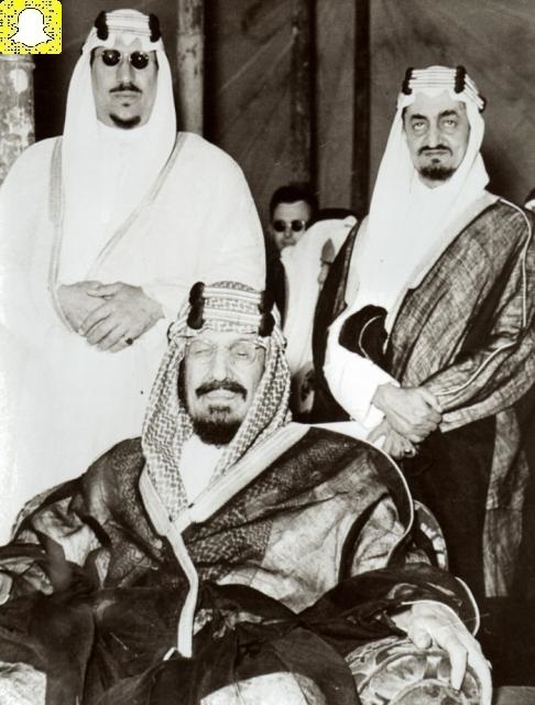 King Abdulaziz with his sons Crown Prince Saud bin Abdulaziz and Prince Faisal bin Abdulaziz