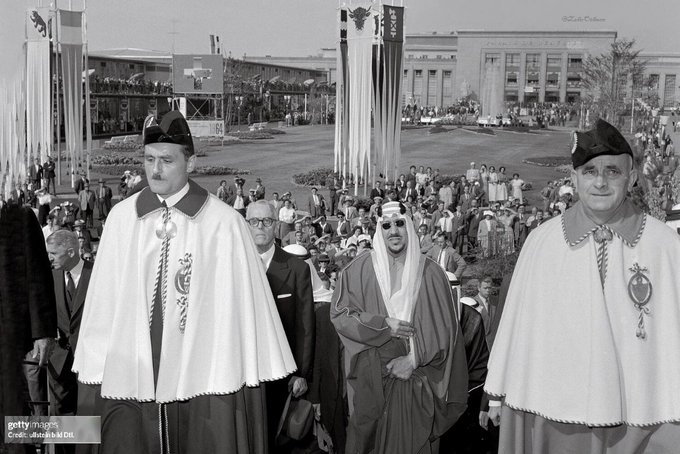 الملك_سعود في زيارة لمعرض التجارة الوطني في لوزان بـسويسرا عام 1957م.