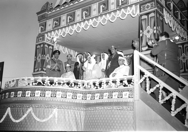  December, 1955-1956, The visit of H.M. King Saud Bin Abdulaziz Al Saud of Saudi Arabia to India. H.M. the King replying to an address of Welcome his arrival in Bombay, Shri H.K. Mahatab & Shri Morrji Desai, Chief Minister of Bombay.