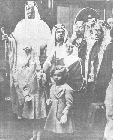 Crown Prince Saud, Hafez Wahba with his sons and Al-Zarkali and Al-Riffai