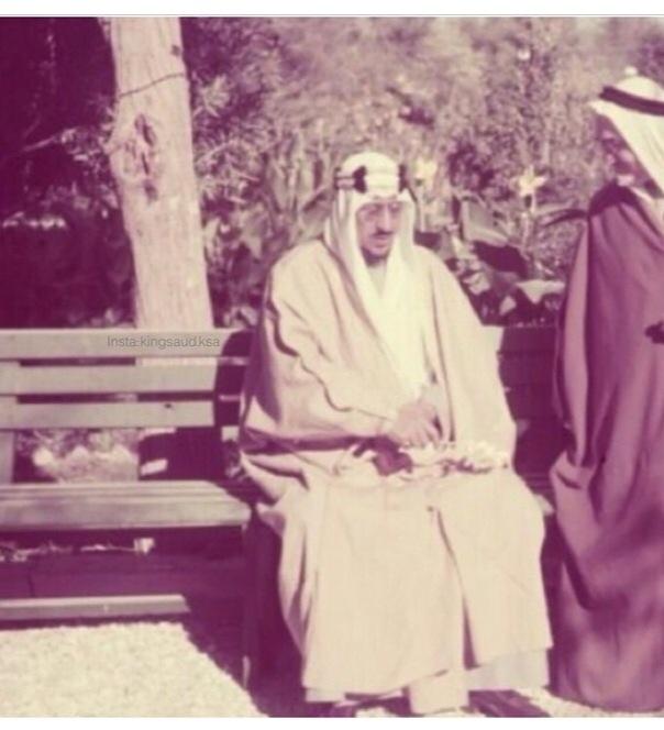 King Saud and Minister of Health Rashad Faron in the garden of Nasiriyah Palace