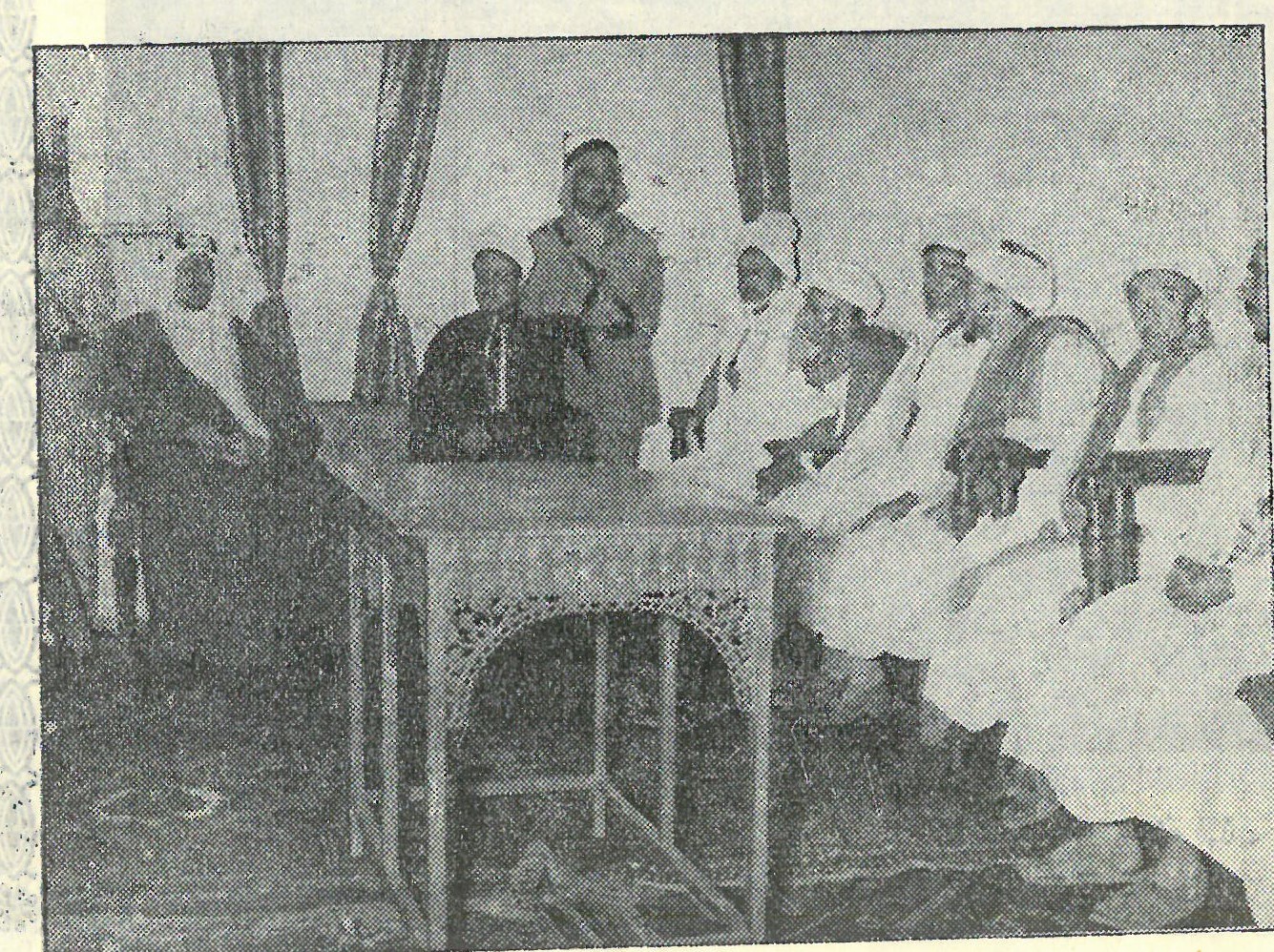 King Saud and Imam Ahmed with Saif Alislam Abdullah bin Yahia Hamidaldeen the Prime minister, and other Yemeni figures (Sheikh Mohamed Ahmed Alnoman)