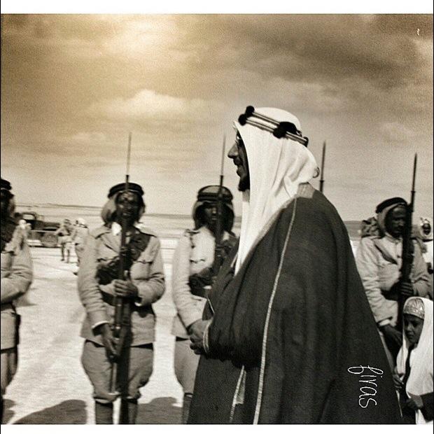 King Saud reviews the armed forces