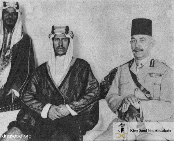Prince Saud receives Sadiq Yahya Pasha, commander of the Egyptian army, the picture in the reception hall at the guest house in Munira. Sheikh Abdul Aziz al-Rifai is standing behind Prince Saud bin Abdul Aziz. Cairo, 1344 AH, 1926