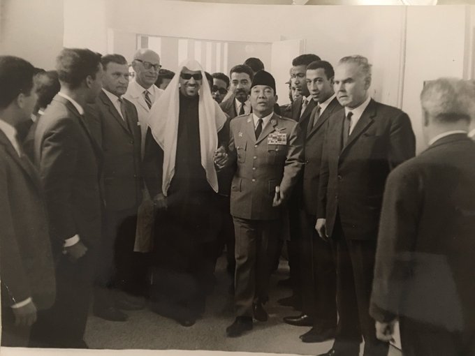 King Saud meets with Indonisan presedent Sukarno, in Viena-Austria, 4 june,1963.