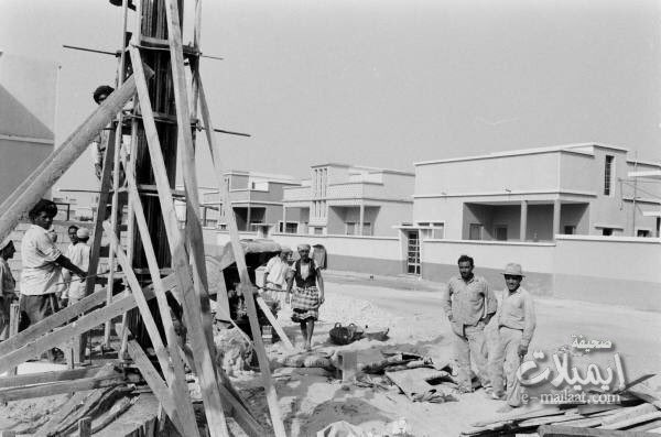 صور التقطها المصورجيمس بيرك الرياض  1961 للمنازل الجديدة في بداية التنمية بجوار بيوت الطين