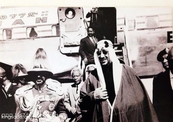 King Saud In Abyssinia Haile Silassi receiving HM 1957